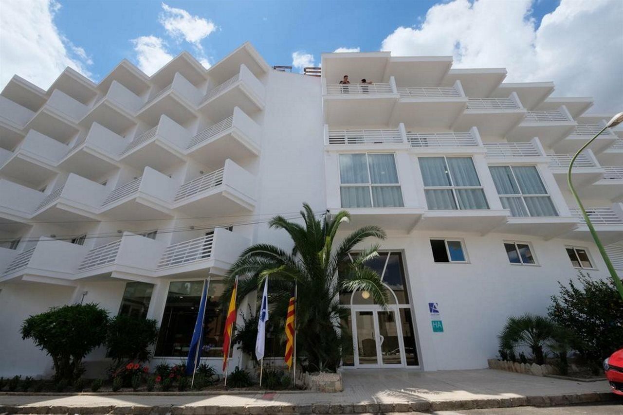 Azuline Hotel Palmanova Garden Kültér fotó